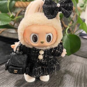 5pc CC Business outfit doll not included